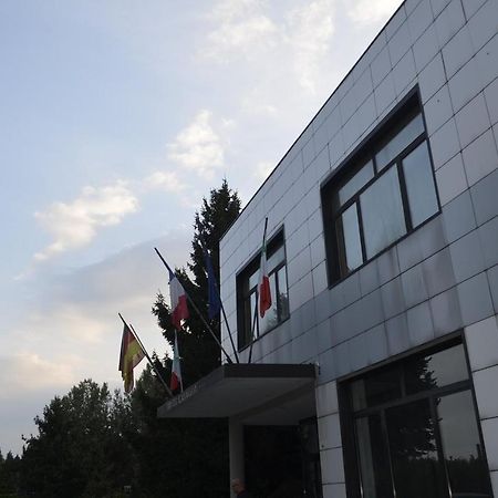 Hotel Cavalieri Pinerolo Exterior photo